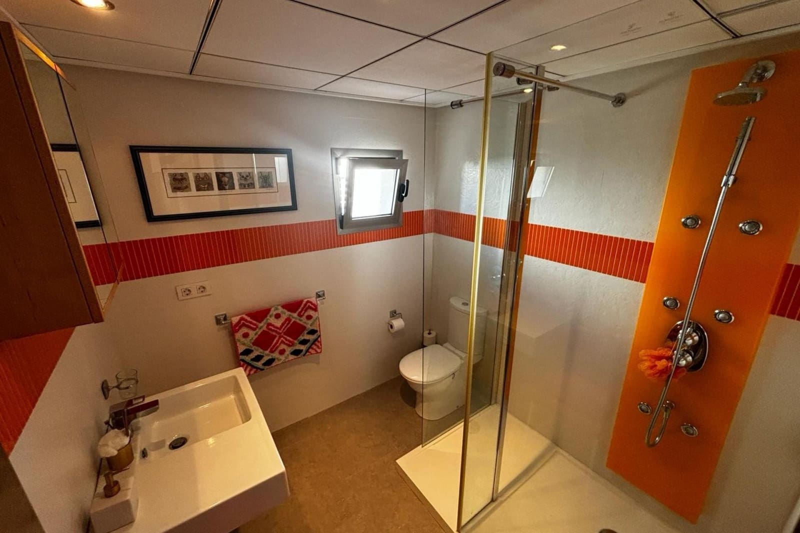 3 slaapkamer Villa te koop in Cox met zwembad garage - € 340.000 (Ref: 9619555)