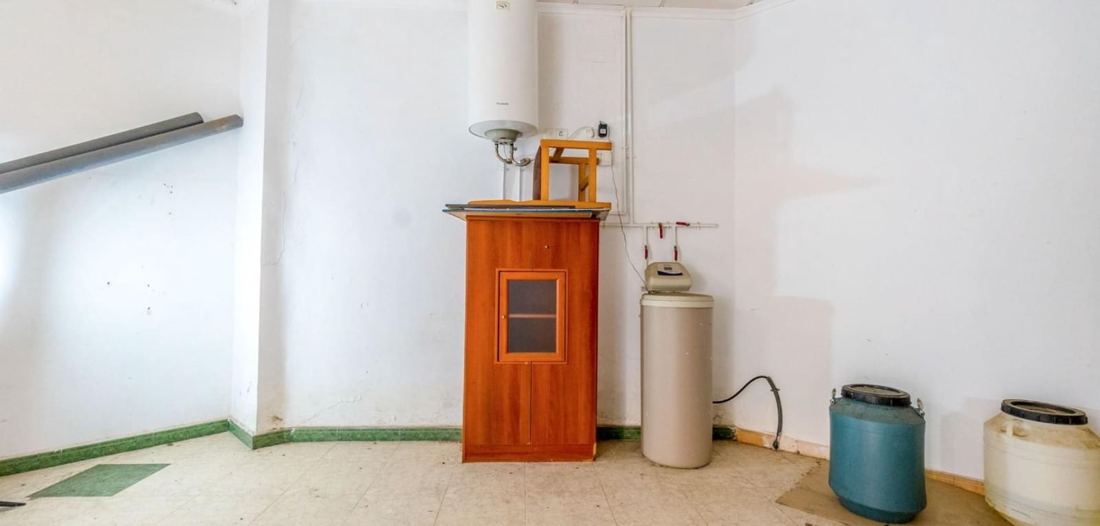 1 slaapkamer Commercieel te koop in Torrevieja - € 420.000 (Ref: 9619556)