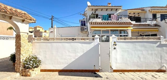 2 makuuhuone Bungalow myytävänä paikassa Torrevieja mukana uima-altaan - 185 000 € (Ref: 9619558)