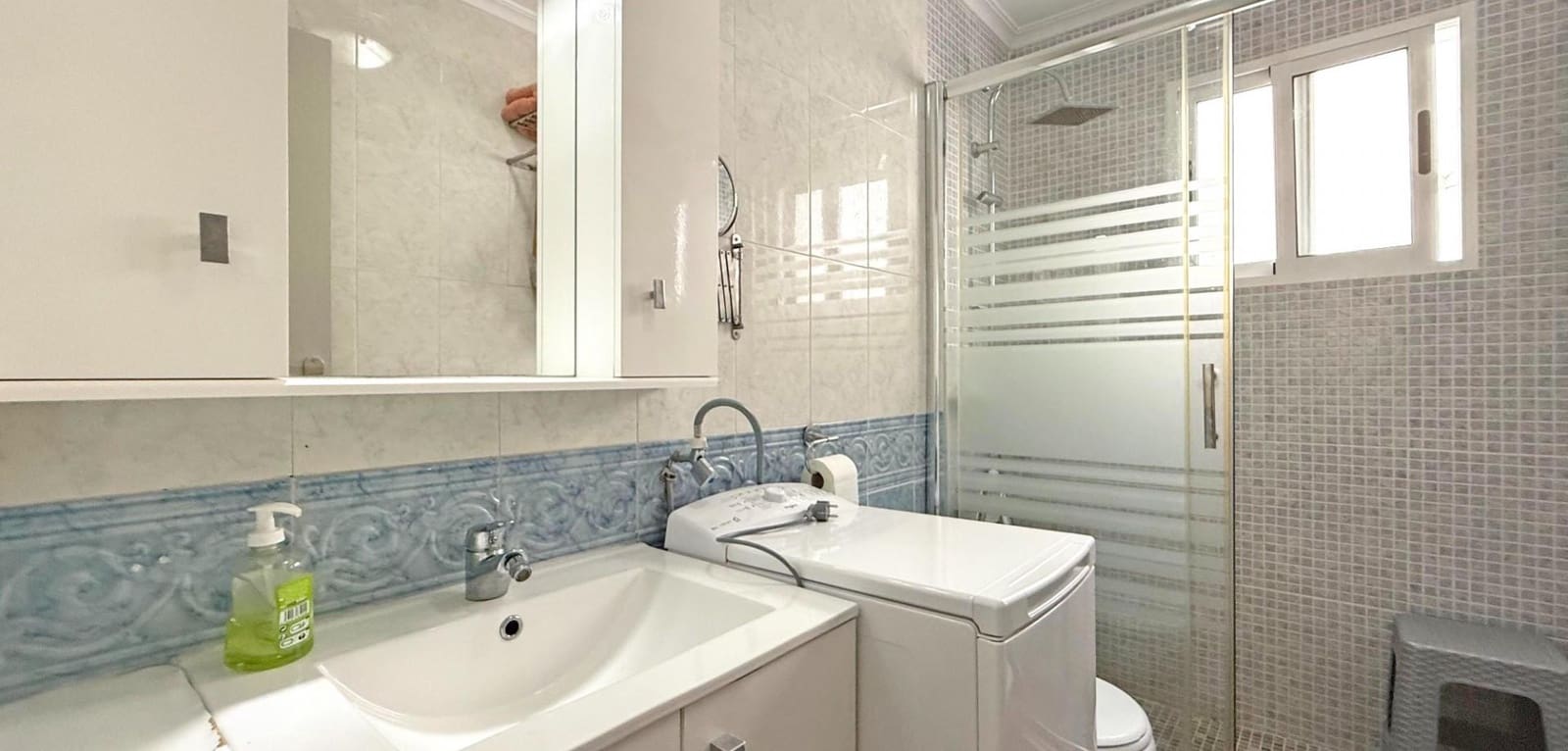 2 makuuhuone Huoneisto myytävänä paikassa Torrevieja mukana uima-altaan - 159 900 € (Ref: 9619560)