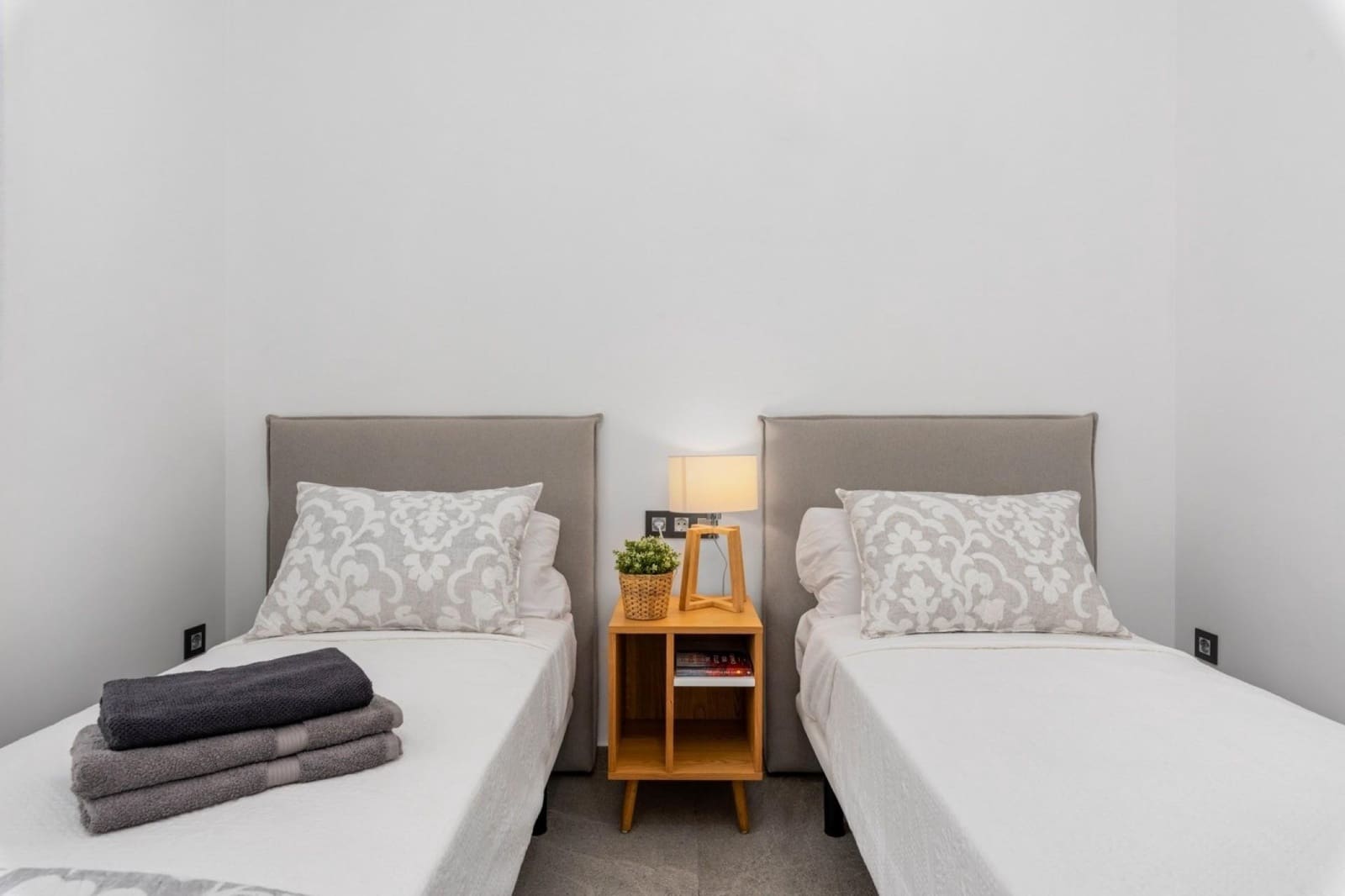 3 soverom Villa til salgs i El Raso med svømmebasseng - € 445 000 (Ref: 9619564)