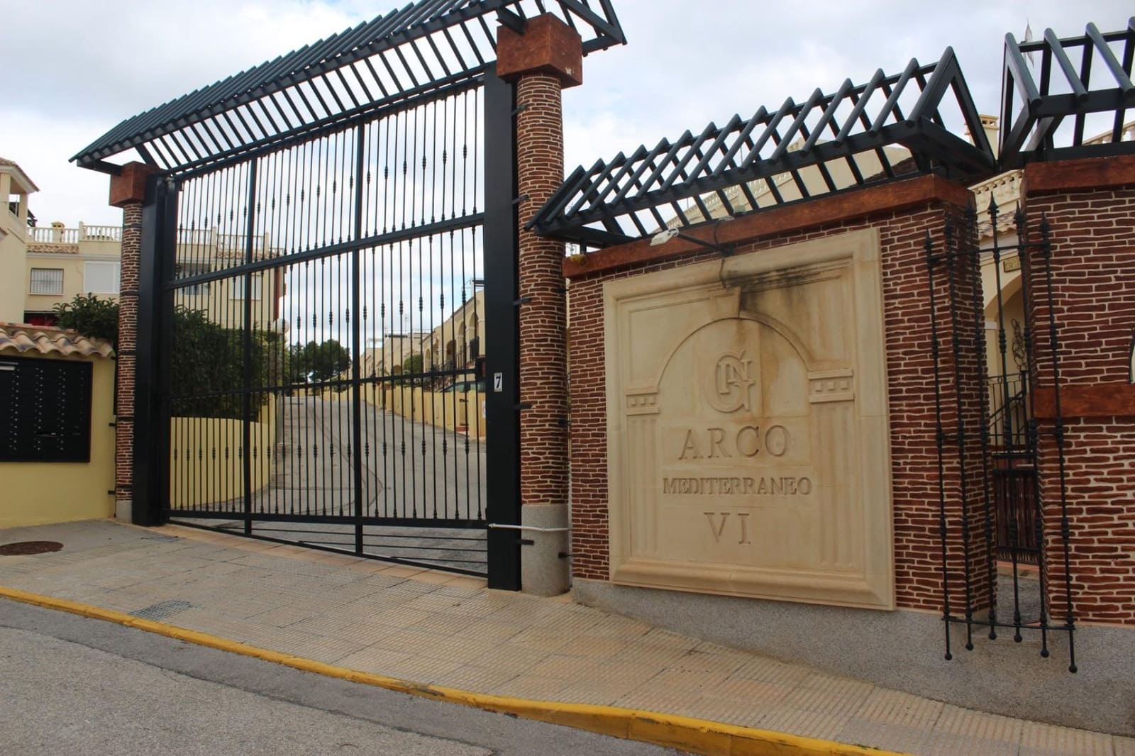 3 Zimmer Reihenhaus zu verkaufen in Algorfa mit Pool - 249.995 € (Ref: 9619565)