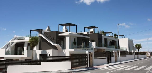 3 Zimmer Villa zu verkaufen in Los Montesinos mit Pool - 366.000 € (Ref: 9619568)