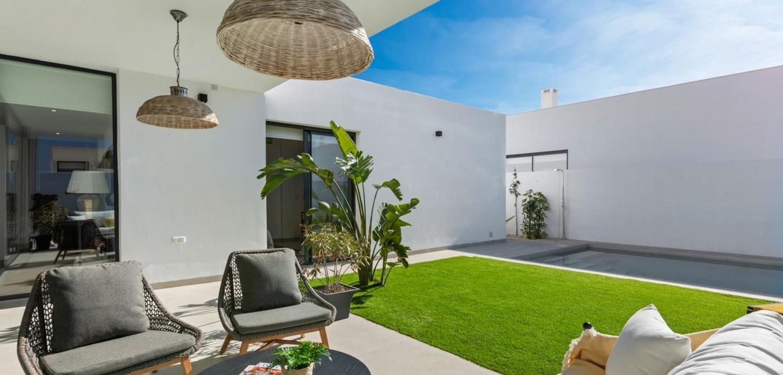 3 bedroom Villa for sale in Mar de Cristal with pool - € 549,000 (Ref: 9619570)