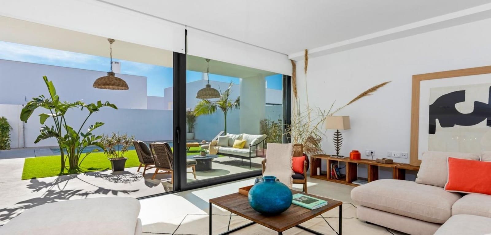 3 bedroom Villa for sale in Mar de Cristal with pool - € 549,000 (Ref: 9619570)