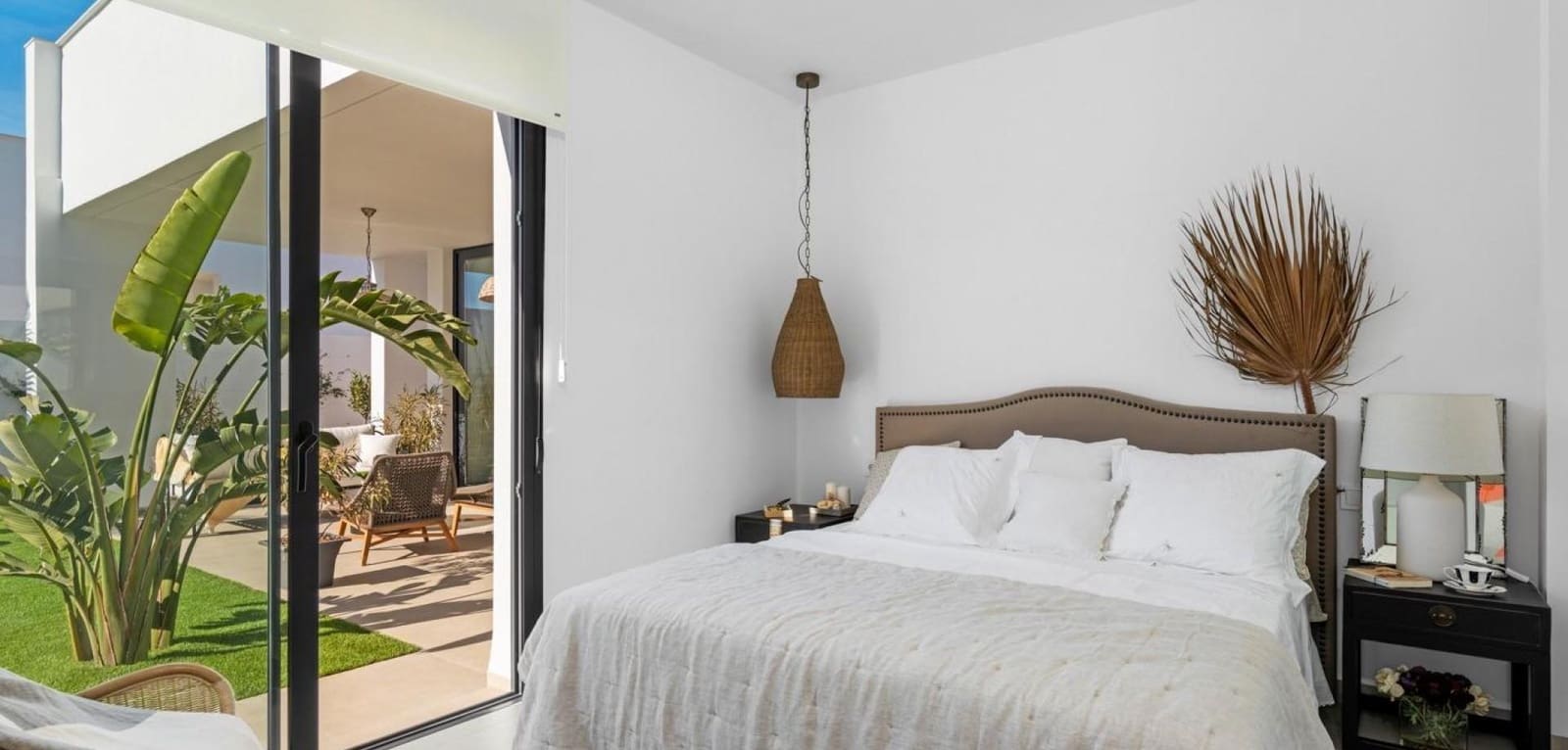 3 bedroom Villa for sale in Mar de Cristal with pool - € 549,000 (Ref: 9619570)