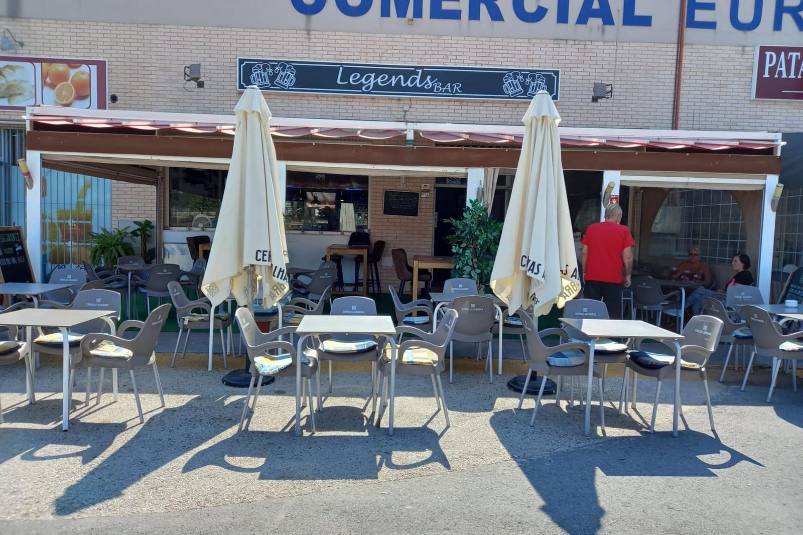 Kommersiell til salgs i Guardamar del Segura - € 200 000 (Ref: 9619574)