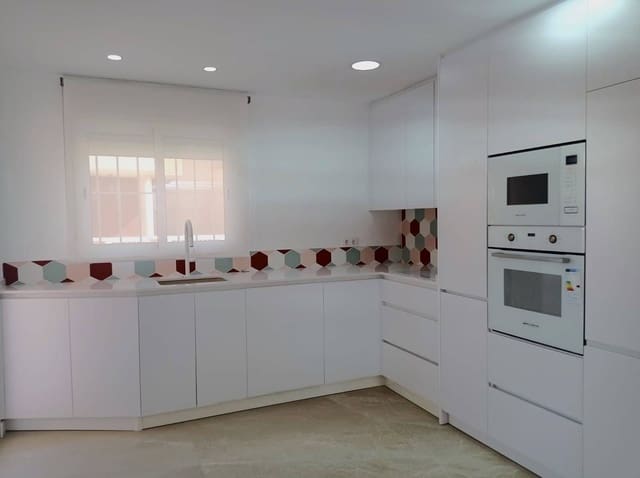 2 makuuhuone Omakotitalo myytävänä paikassa El Mojon, Pilar de la Horadada mukana uima-altaan - 225 000 € (Ref: 9621840)