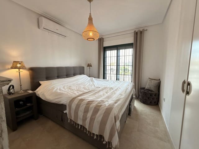 3 slaapkamer Villa te koop in Lomas de Cabo Roig - Los Dolses, Orihuela met zwembad - € 424.000 (Ref: 9621849)