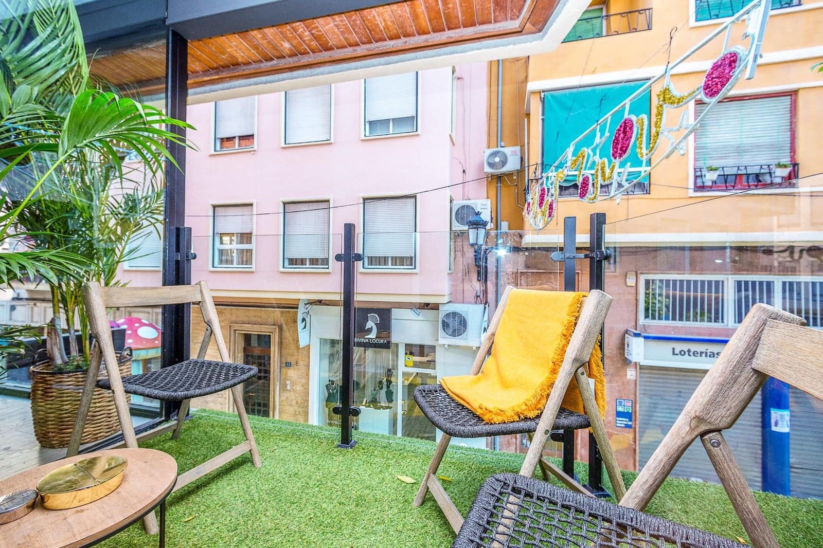 1 bedroom Apartment for sale in Alicante / Alacant city - € 399,000 (Ref: 9621855)