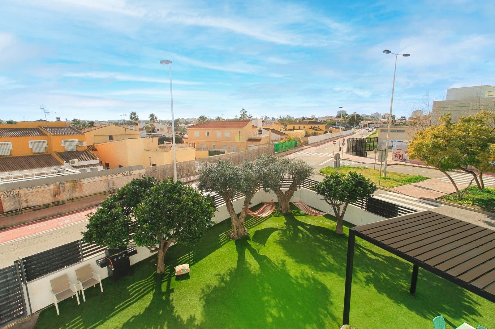 2 bedroom Flat for sale in Torrevieja - € 339,000 (Ref: 9621856)