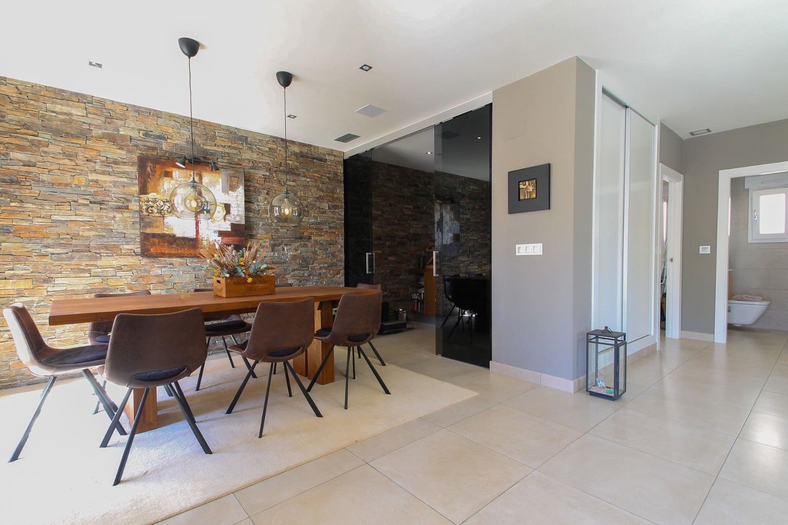 4 soveværelse Villa til salg i Torrevieja med swimmingpool - € 1.075.000 (Ref: 9621860)