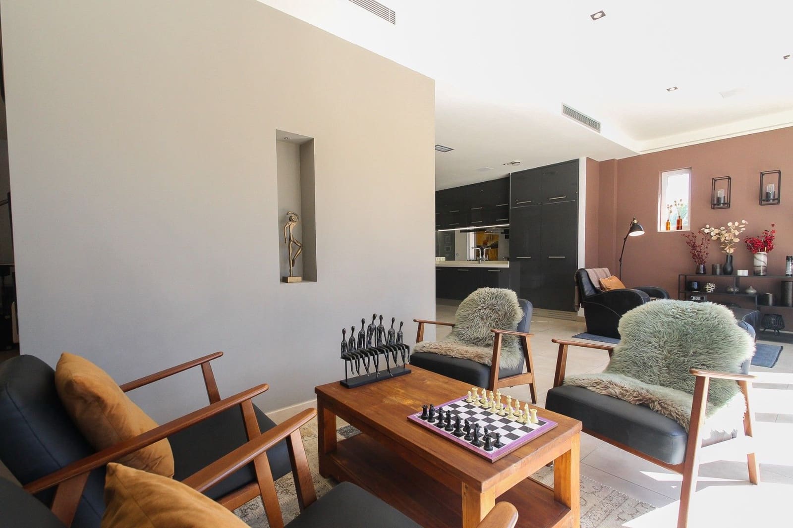 4 soveværelse Villa til salg i Torrevieja med swimmingpool - € 1.075.000 (Ref: 9621860)