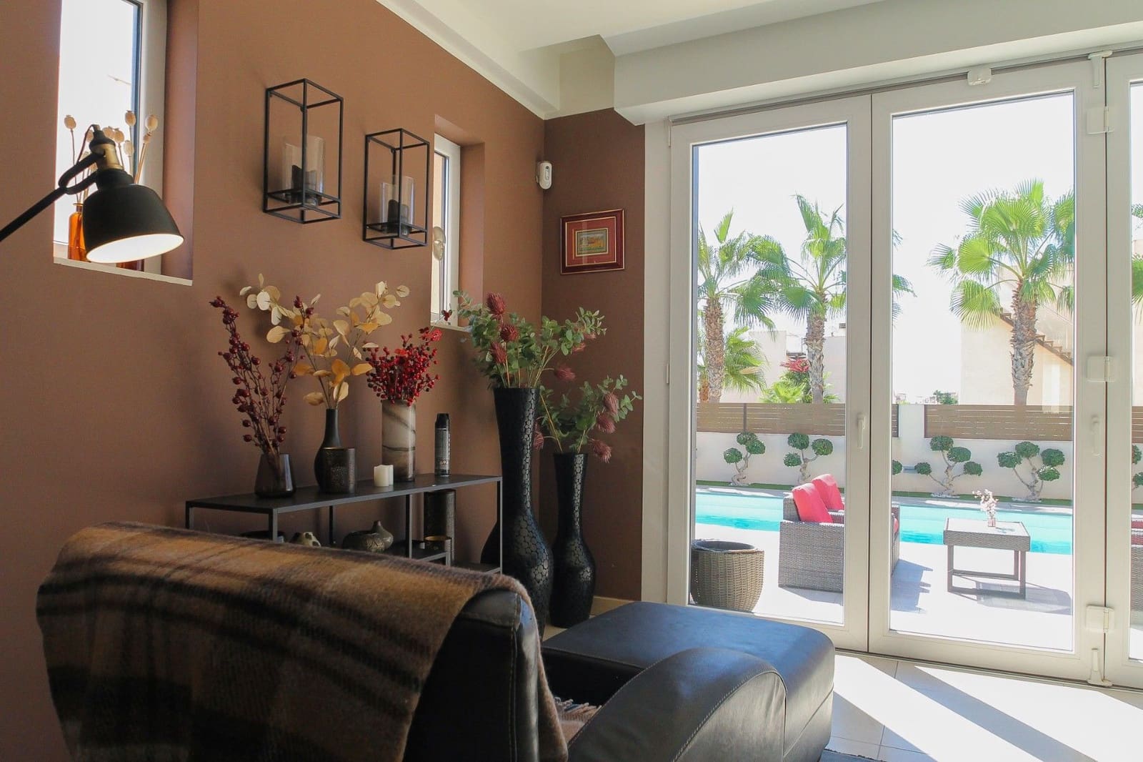 4 soveværelse Villa til salg i Torrevieja med swimmingpool - € 1.075.000 (Ref: 9621860)