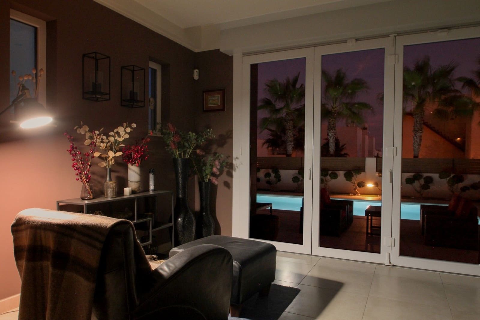 4 soveværelse Villa til salg i Torrevieja med swimmingpool - € 1.075.000 (Ref: 9621860)