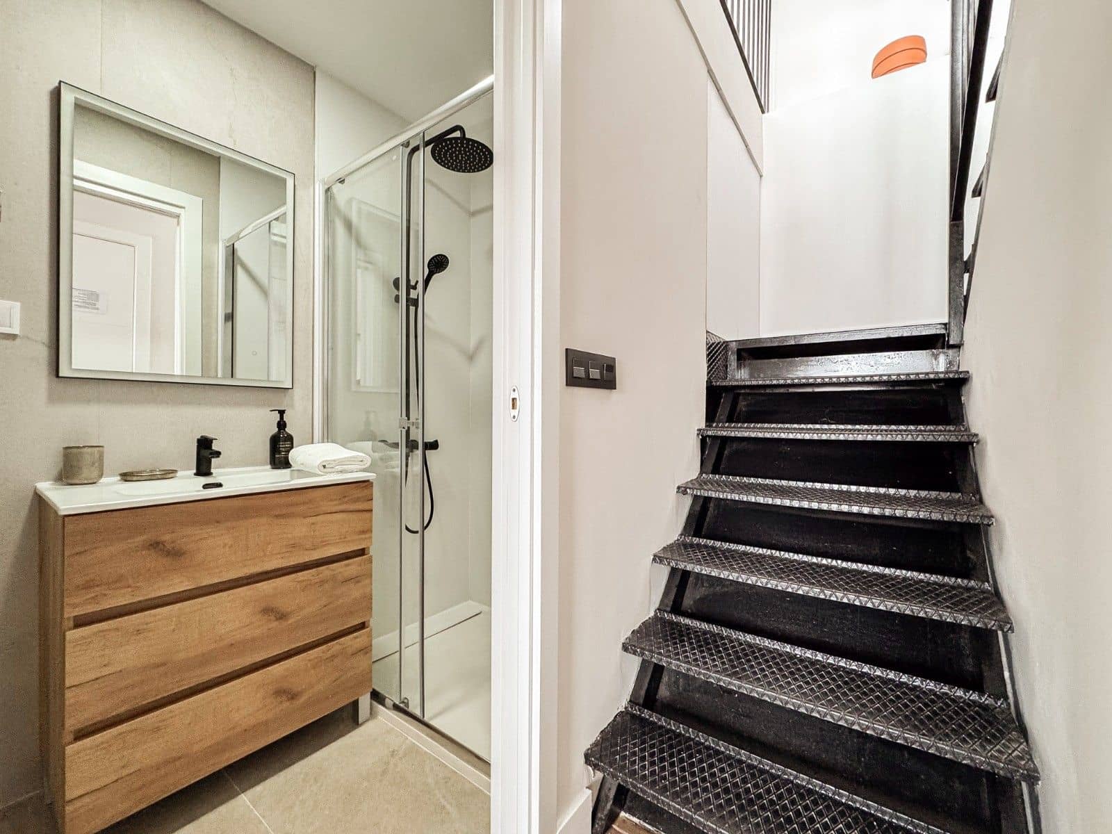 2 bedroom Apartment for sale in Seville city - € 550,000 (Ref: 9621862)