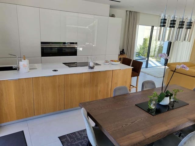 5 soveværelse Villa til salg i Las Colinas Golf, Orihuela med swimmingpool garage - € 1.450.000 (Ref: 9622429)