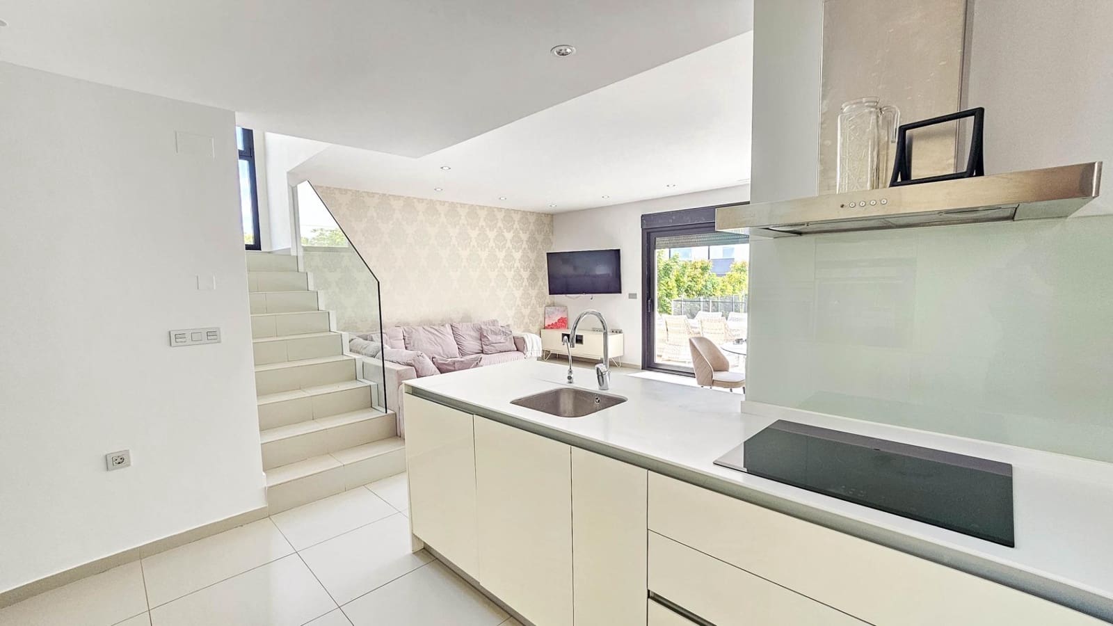 3 slaapkamer Villa te koop in Ciudad Quesada met zwembad - € 458.900 (Ref: 9622437)