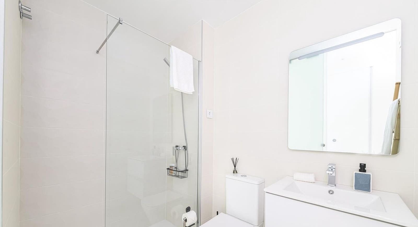 Apartamento de 2 habitaciones en Pinar de Campoverde en venta - 329.500 € (Ref: 9622442)