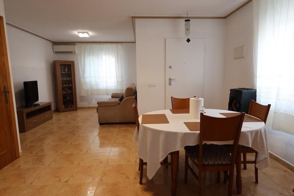 3 makuuhuone Rivitalo myytävänä paikassa Playa Flamenca - 205 000 € (Ref: 9622872)