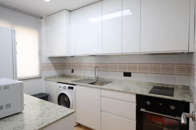 3 chambre Villa/Maison Mitoyenne à vendre à Centro, Torrevieja - 205 000 € (Ref: 9622872)