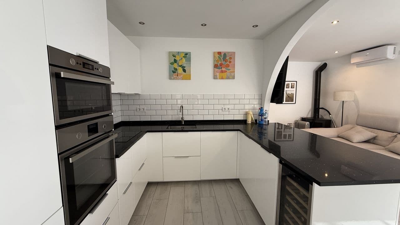 Chalet de 2 habitaciones en Villamartin en venta - 255.000 € (Ref: 9627842)