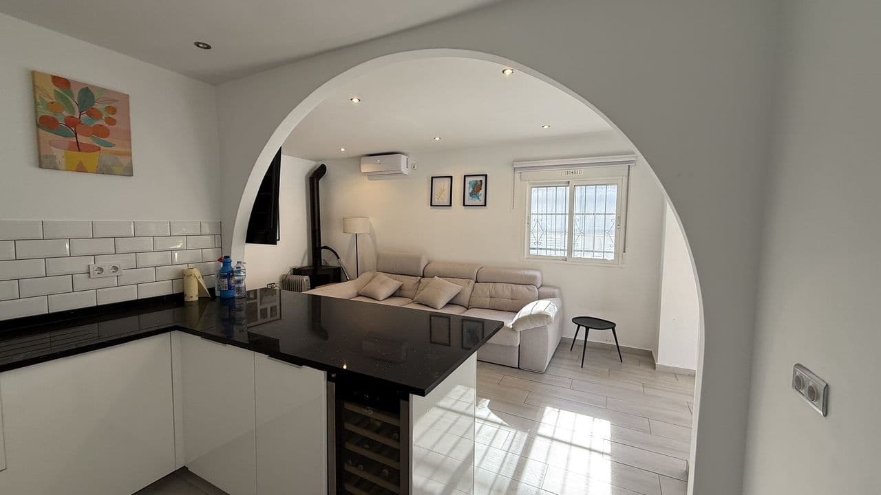 Chalet de 2 habitaciones en Villamartin en venta - 255.000 € (Ref: 9627842)