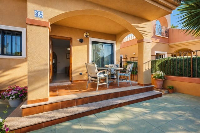 Chalet de 2 habitaciones en Aguas Nuevas, Torrevieja en venta - 239.000 € (Ref: 9627844)