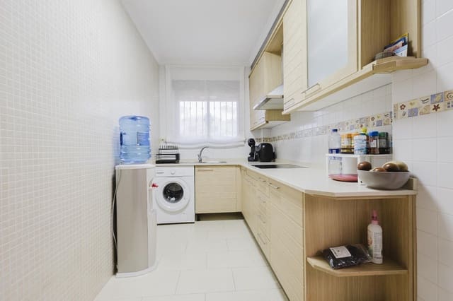 Chalet de 2 habitaciones en Aguas Nuevas, Torrevieja en venta - 239.000 € (Ref: 9627844)