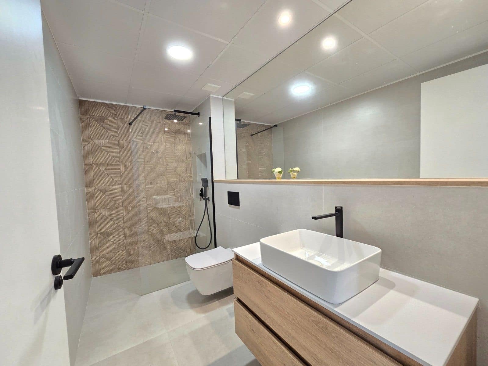 2 bedroom Apartment for sale in Pilar de la Horadada - € 279,000 (Ref: 9634560)