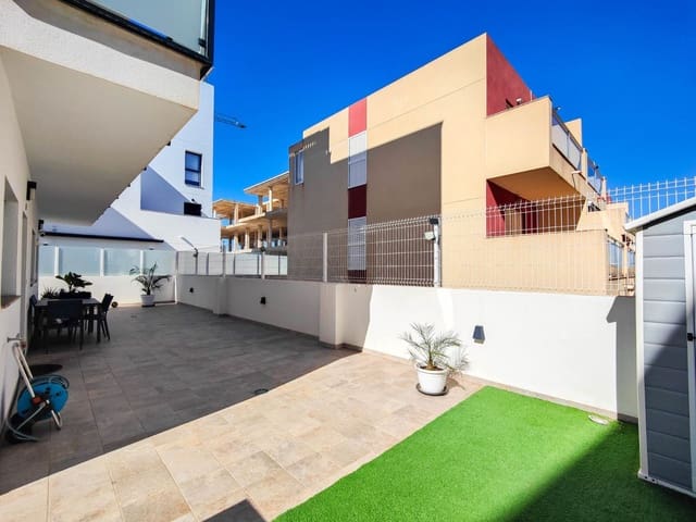 3 slaapkamer Appartement te koop in Los Secanos, Guardamar del Segura met garage - € 289.900 (Ref: 9637807)