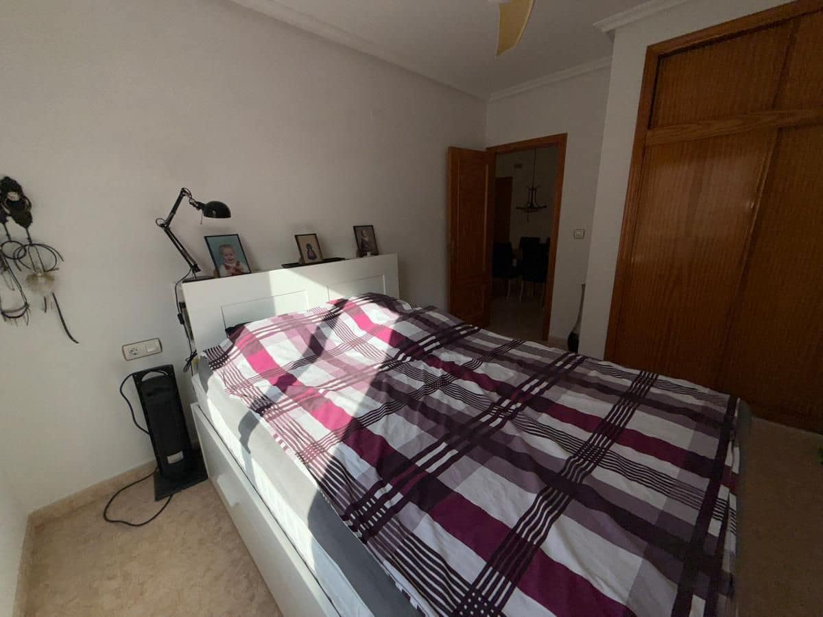 Apartamento de 1 habitación en Torrevieja en venta - 109.999 € (Ref: 9637823)