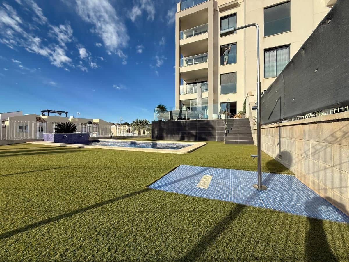 2 soverom Leilighet til salgs i Los Dolses med svømmebasseng - € 219 999 (Ref: 9637824)