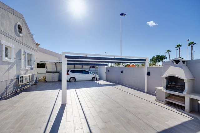 3 soverom Villa til salgs i Parque de las Naciones, Torrevieja med svømmebasseng - € 280 000 (Ref: 9637829)