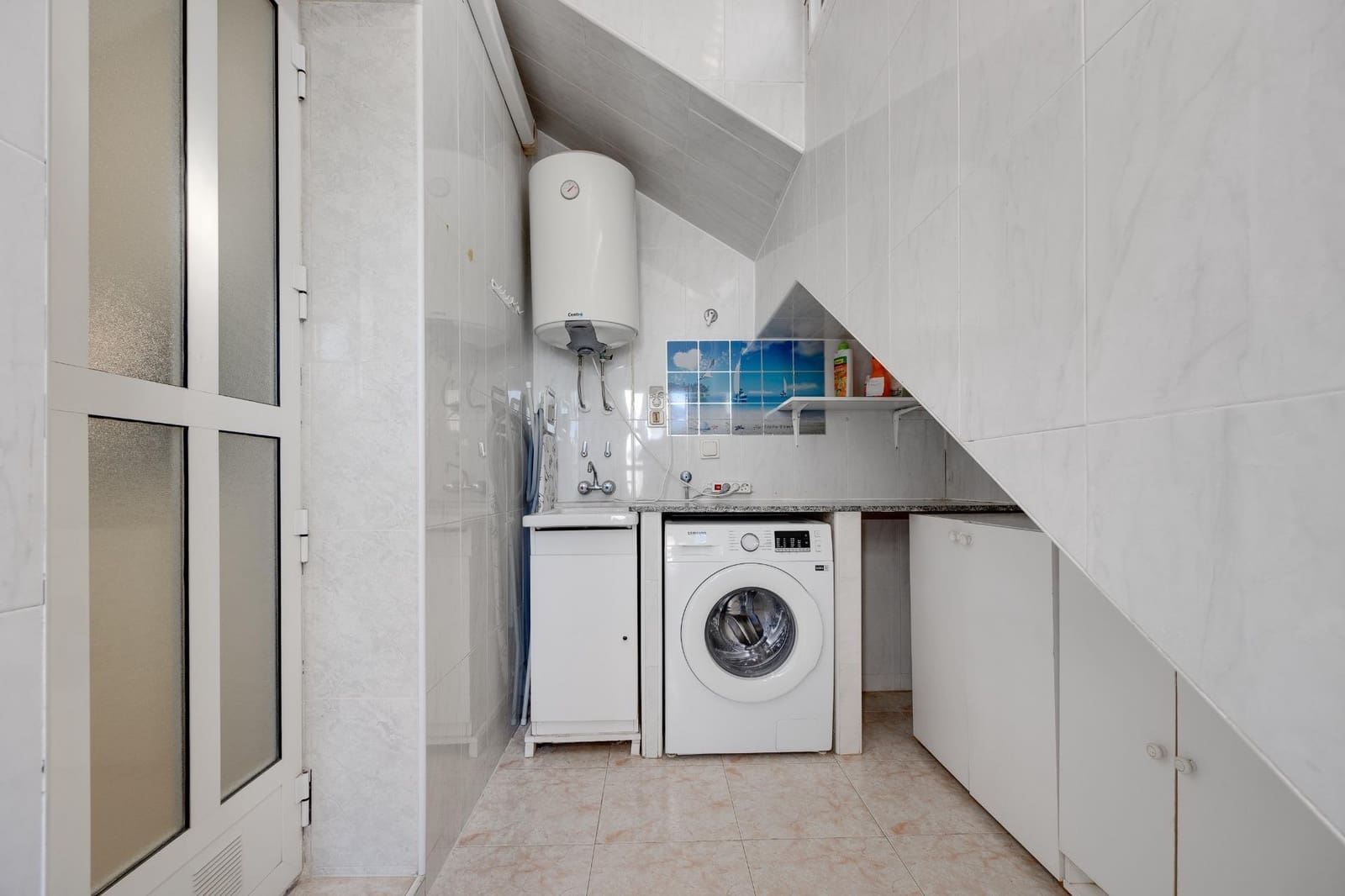 3 Zimmer Villa zu verkaufen in Torrevieja mit Pool - 280.000 € (Ref: 9637829)