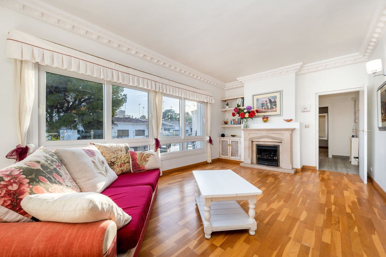 7 soveværelse Villa til salg i Campoamor - € 1.350.000 (Ref: 9639562)