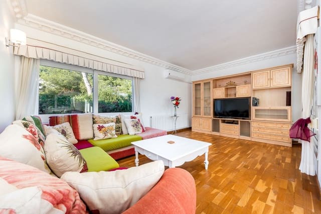 7 soveværelse Villa til salg i Campoamor, Orihuela - € 1.350.000 (Ref: 9639562)