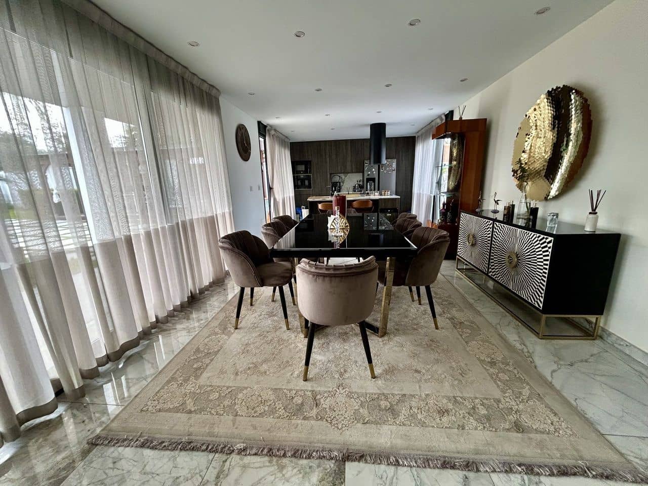 3 makuuhuone Huvila myytävänä paikassa Torrevieja - 1 320 000 € (Ref: 9639564)