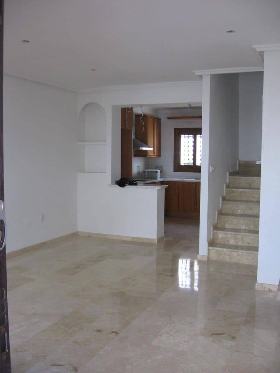 2 makuuhuone Huoneisto myytävänä paikassa Orihuela Costa mukana uima-altaan - 234 000 € (Ref: 9639570)