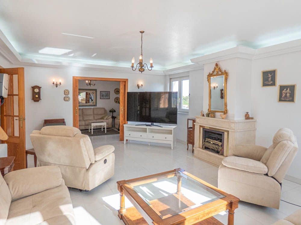 7 quarto Moradia para venda em San Miguel de Salinas com garagem - 1 499 000 € (Ref: 9645285)