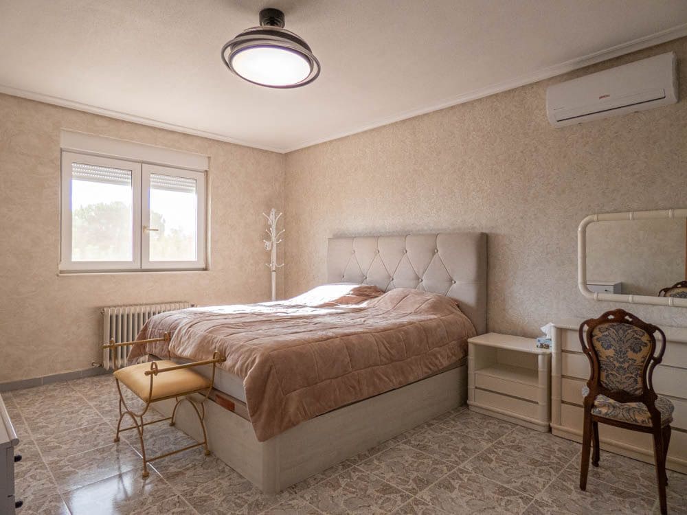 7 quarto Moradia para venda em San Miguel de Salinas com garagem - 1 499 000 € (Ref: 9645285)