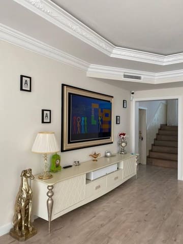 5 sypialnia Willa na sprzedaż w Benijófar z basenem - 1 100 000 € (Ref: 9645306)