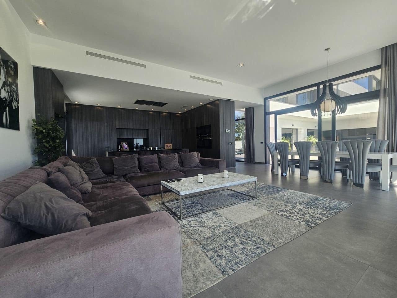 Chalet de 4 habitaciones en Cabo Roig en venta - 4.750.000 € (Ref: 9645310)