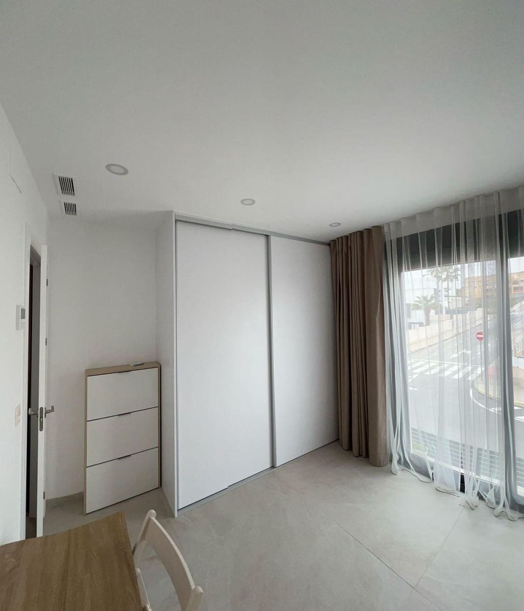 2 makuuhuone Huvila myytävänä paikassa Benijofar mukana uima-altaan - 365 000 € (Ref: 9645311)