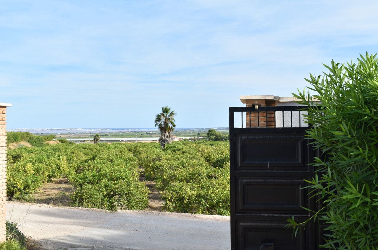 5 bedroom Villa for sale in Orihuela - € 495,000 (Ref: 9645312)