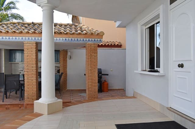 5 bedroom Villa for sale in Desamparados - Hurchillo - Torremendo, Orihuela - € 495,000 (Ref: 9645312)