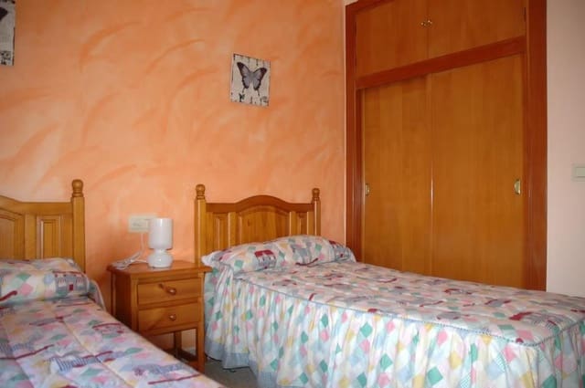 2 slaapkamer Appartement te koop in Pueblo Latino, Pilar de la Horadada met zwembad - € 249.000 (Ref: 9645335)