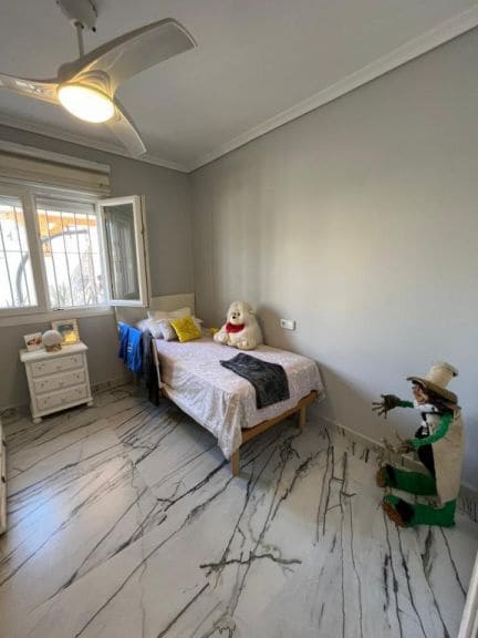 2 bedroom Semi-detached Villa for sale in Santa Pola - € 292,000 (Ref: 9645351)