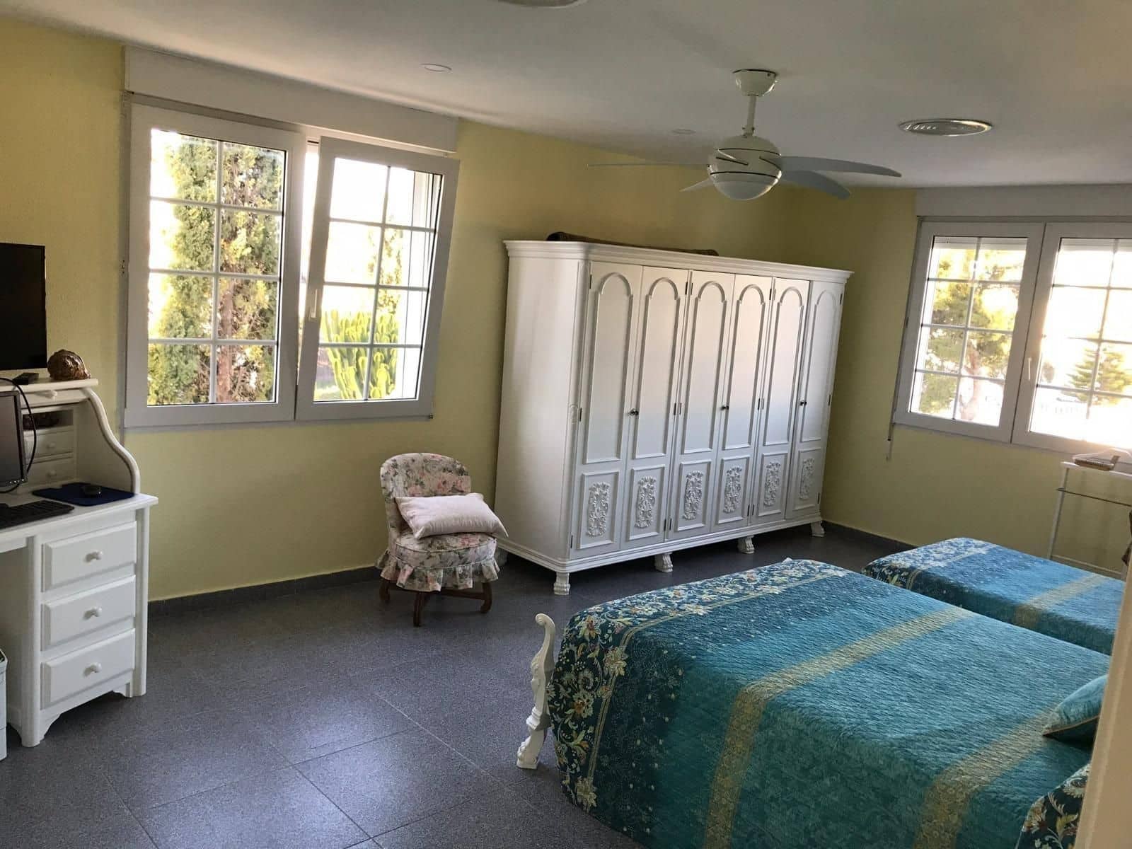 7 Zimmer Villa zu verkaufen in Cabo Roig mit Pool - 1.490.000 € (Ref: 9645354)