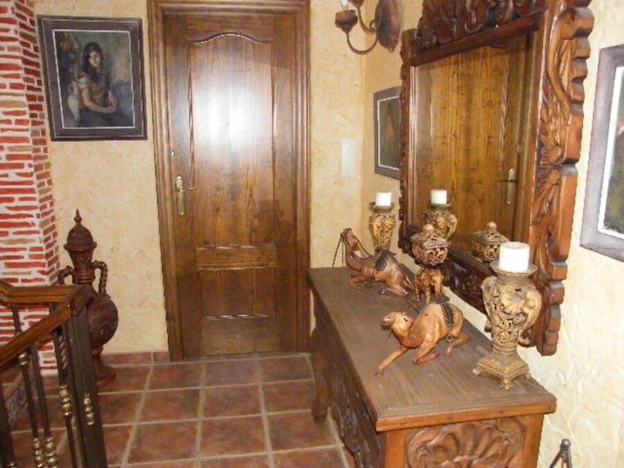 6 soveværelse Byhus til salg i Almoradi - € 369.000 (Ref: 9645357)